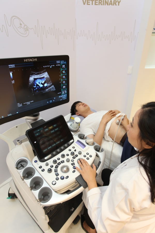 JW메디칼은 프리미엄 초음파 영상진단장치 ‘알로카 아리에타 850(ALOKA ARIETTA 850)’을 선보이고 있다.