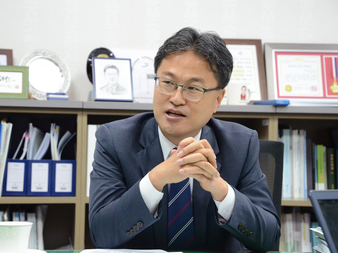 더불어민주당 김정우 의원.