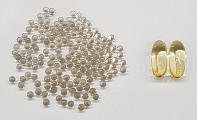 오메틸큐티렛연질캡슐(왼쪽)과 기존 오메가-3 제품(사진: 한국유나이티드제약)