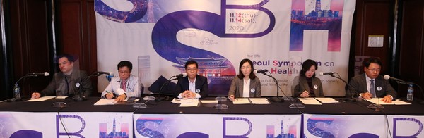 대한골대사학회 주최 12일 '고령화 사회 골다공증 치료 환경 개선'을 주제로 열린 온라인 정책토론회가 개최됐다.