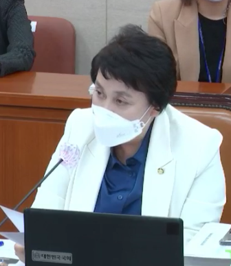 더불어민주당 정춘숙 의원