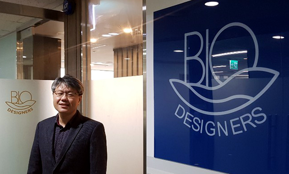 바이오디자이너스는 작년 12월 16일 서울 강남구 테헤란로 빌딩에서 사무실 오픈 기념식을 가졌다. 오성수 대표(사진)는 이동호 초대 범부처전주기신약개발사업 단장과 함께 공동 창업했다.
