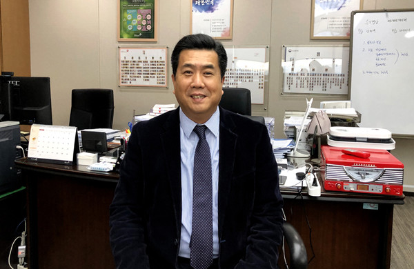 강청희 급여상임이사