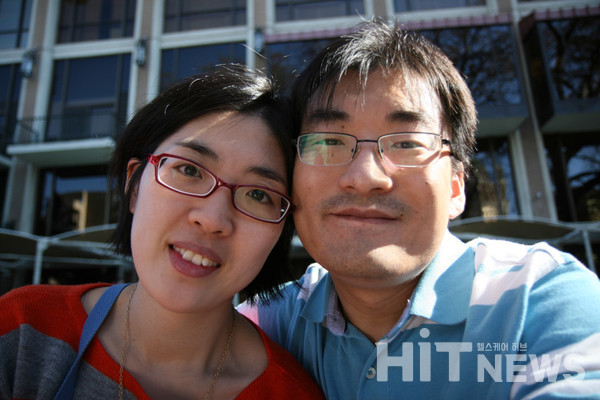 김봉현 온라인 슬롯와 그의 아내 송보미 온라인 슬롯.