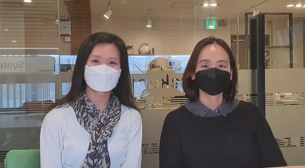 AI 신약개발에 대한 다양한 궁금증을 품고 신테카바이오 서울 사무소에서 의학부 양현진 상무(왼쪽)와 윤여준 MSL을 만나 신테카바이오 플랫폼을 비롯해 AI 신약개발 글로벌 동향까지 다양한 이야기를 나눴다.