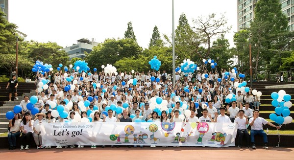 다양한 사회공헌 활동을 직원들과 함께 하고 있어. 