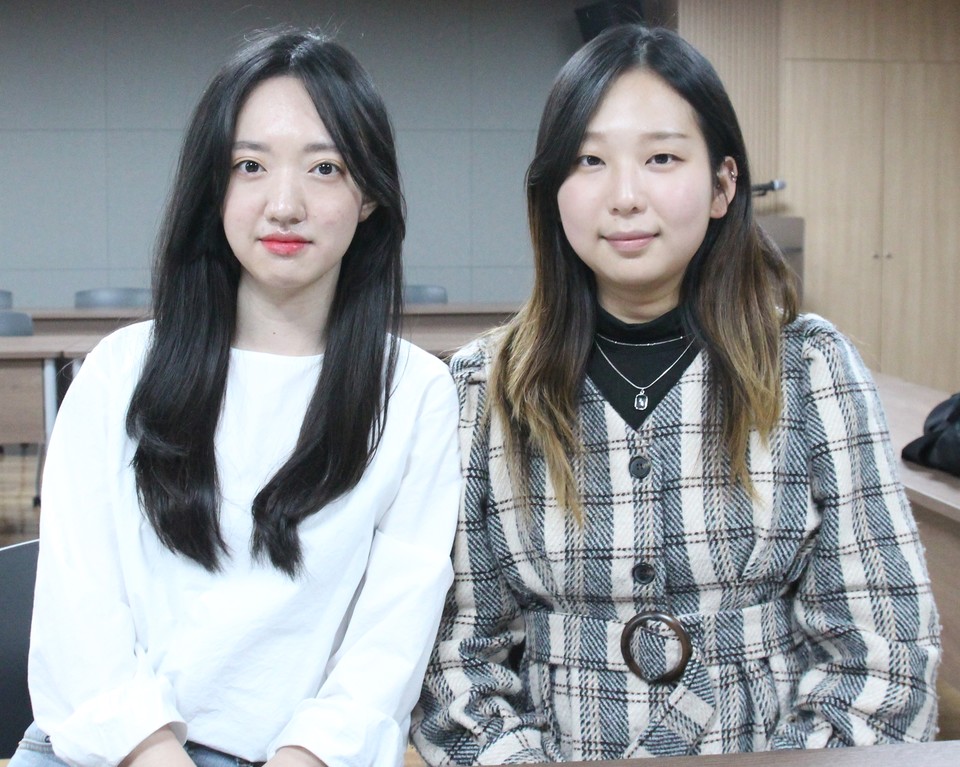 박오영(명지대 생명과학과 4학년) 학생(왼쪽)과 이영인(차의과학대 보건의료산업학과 4학년) 학생
