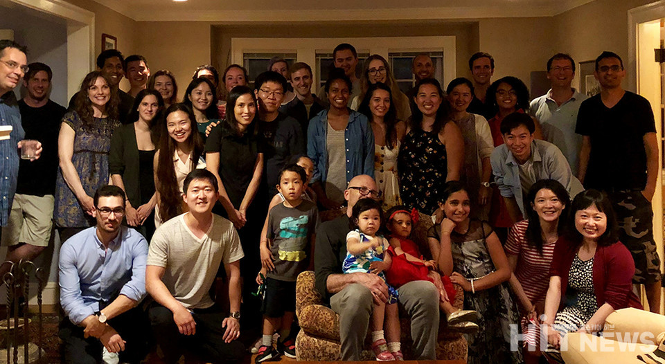 포스닥 때 Clifford Woolf 교수님 댁에서의 여름파티.