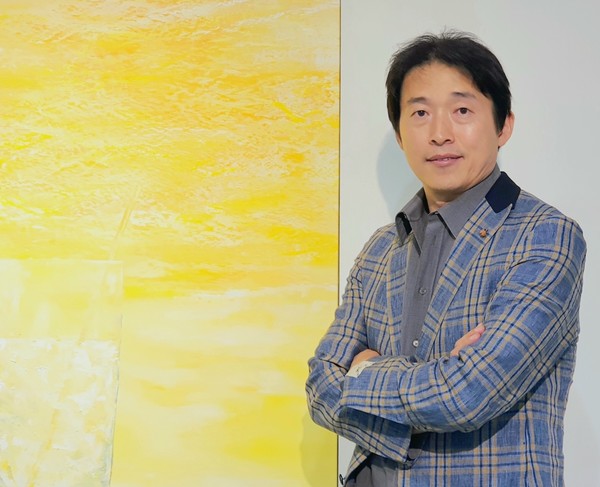 권두현 작가 (사진제공=휴온스)