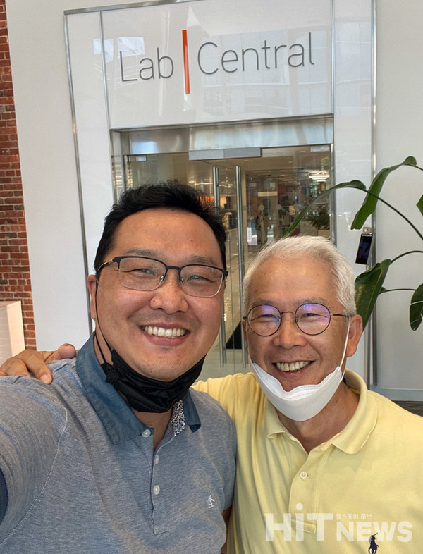 과학은 물론 인생 멘토인 제노스코 고종성 박사와 함께.