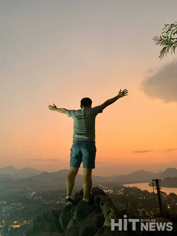 라오스 루앙프라방의 푸시산에서.