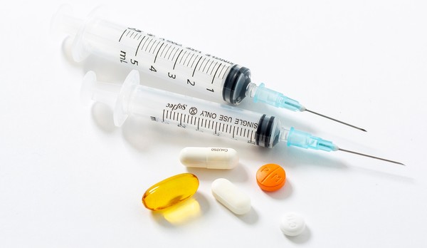 영업적자를 기록한 회사들이 늘고 있으며, 적자 폭도 커지는 등 상장제약사들의 수익성 악화가 심각한 문제로 지적되고 있다.