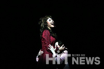 박미라 캔서테이너는 과거 대학교에서 뮤지컬 무대에 참여한 경험이 있다.