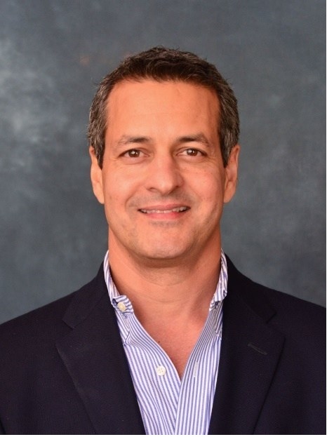 닐 워머 신임 대표