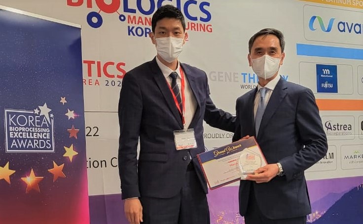 (왼쪽)김용석 머크 라이프사이언스 프로세스 솔루션 북아시아 비즈니스 총괄