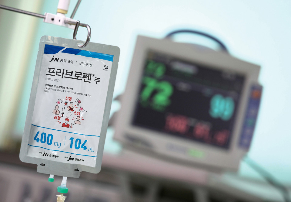 JW중외제약 이부프로펜 성분 프리믹스형 진통제 '프리브로펜주 104ml'