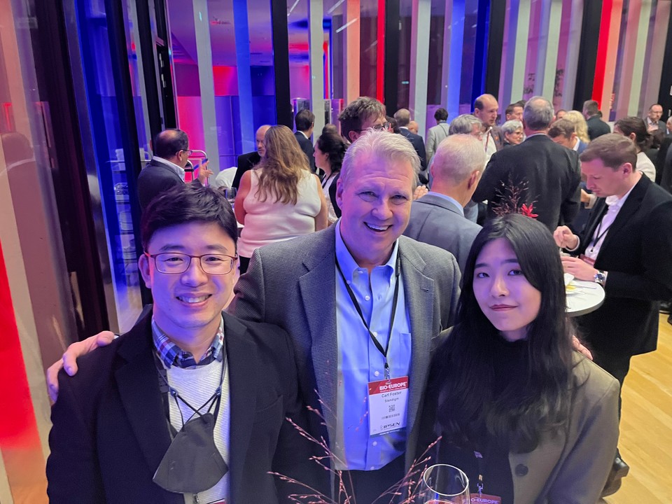 (왼쪽부터) 김한조 스탠다임 이사, 칼 포스터 스탠다임 CBO(최고 비즈니스 책임자), 구희정 스탠다임 영국지사장.