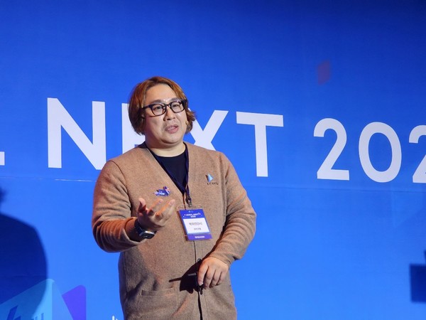 아크릴 박외진 대표