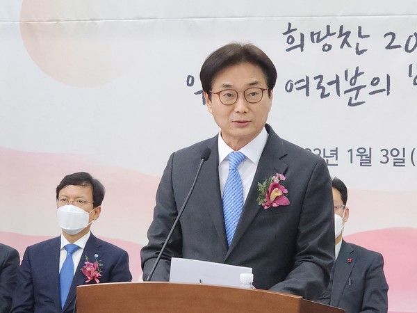 한국제약바이오협회 원희목 회장이 환영사를 전하고 있다.