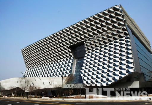 서울 마곡에 위치한 코오롱생명과학 본사 '코오롱 One&Only Tower' 전경 / 사진=히트뉴스 DB