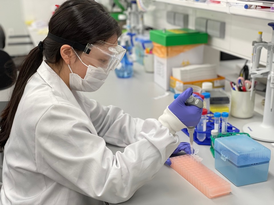 레고켐바이오사이언스 연구원