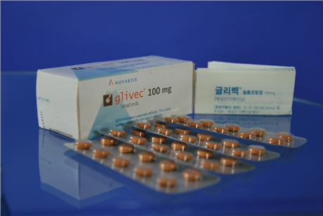 2010년부터 우리나라에서도 치료성적이 좋은 만성골수성백혈병 환자 대상으로 표적치료제 “글리벡” 투약을 중단하는 임상연구가 시작되었고, 현재는 충분한 국내외 임상연구 결과가 축적되어 표적치료제 중단이 보편화되었다.
