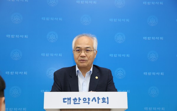 대한약사회 김대원 부회장 / 사진=김홍진 기자