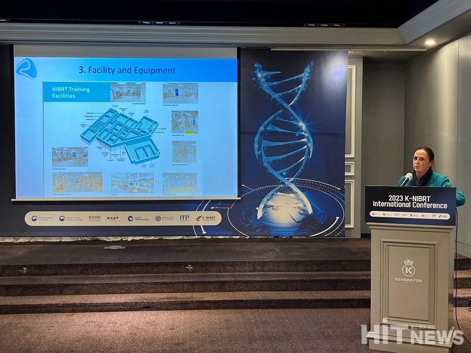 케이트 코터(Kate Cotter) 나이버트 교육센터 어소시에이트 디렉터