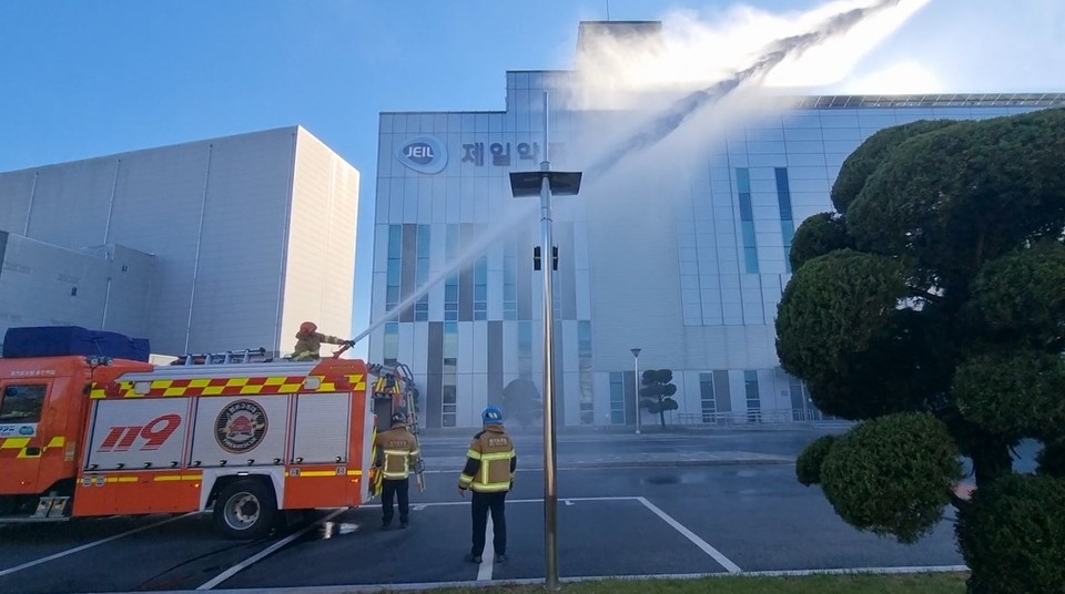 제일약품 백암공장 119안전센터 소방차 소화모습 / 사진=제일약품