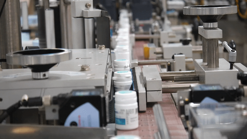 케이캡 생산공정 중 일부.