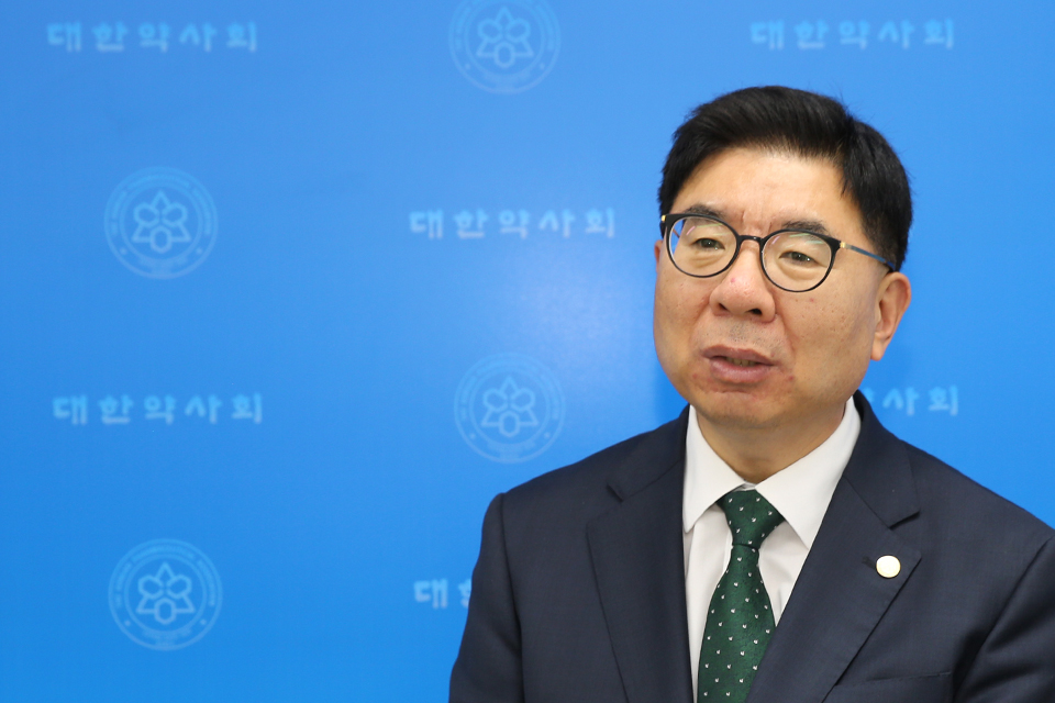 박영달 전 경기도약사회장.