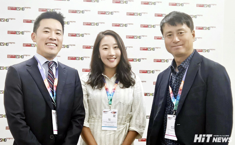 (From left) GI 슬롯사이트 볼트novation's Business Development Dr. Farrand Lee, EVP of Clinical Development Nari Yoon, and Chairman Myung-ho Jang / Photo by Reporter Jaeseon Hwang