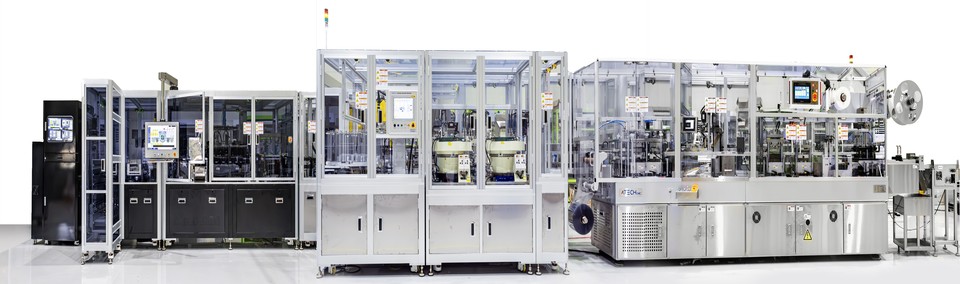 PFS 자동이물검사기와 체결기가 연동된 모습 / 사진=에이테크아이엔씨