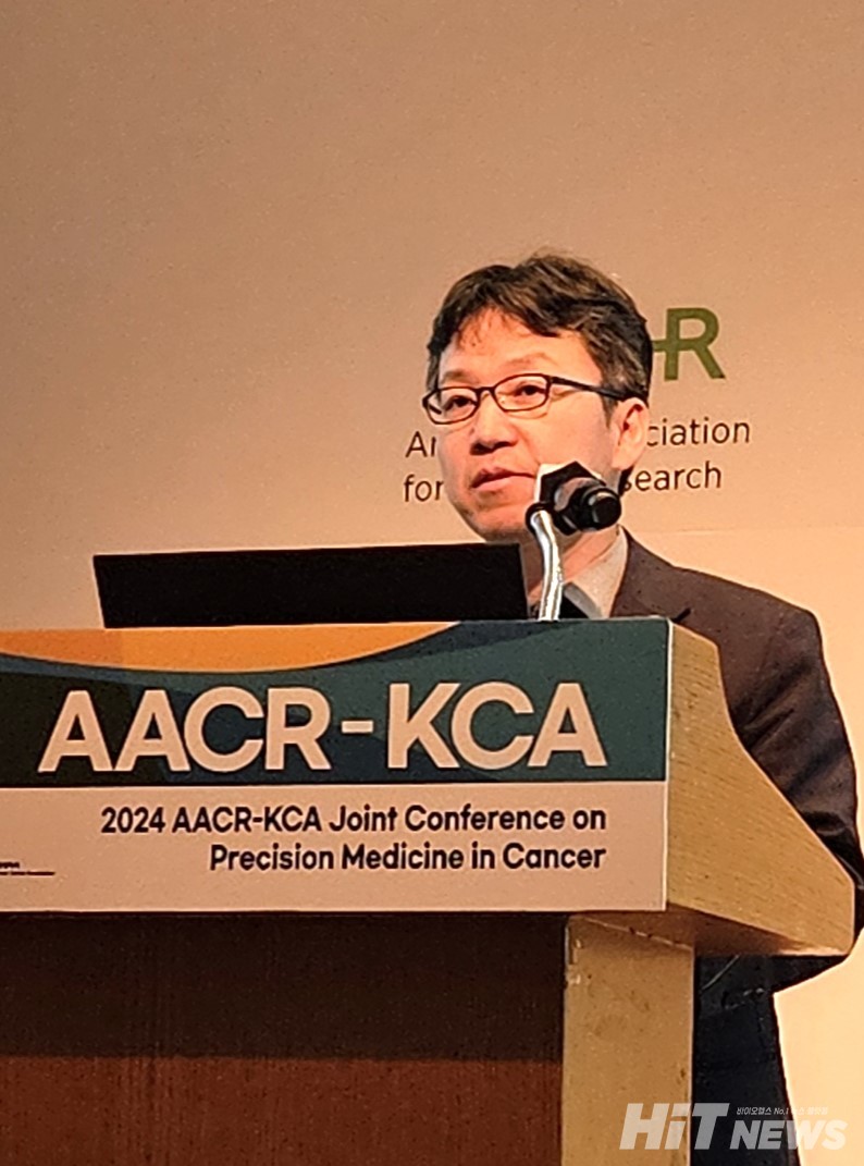 Professor Geun-Wook Lee of the Oncology Department at Seoul National University Bundang H카지노 파칭코pital