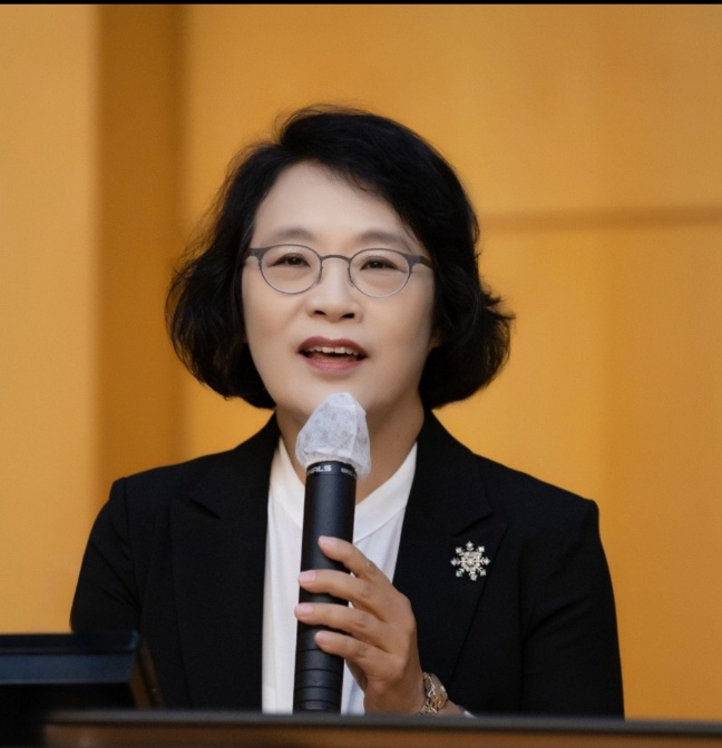 삼익제약 권영이 바카라 실시간. 2017년 1월 2일부터 부사장 겸 최고기술경영책임자(CTO)와 연구소장으로 재직 했으며 현재 공동 바카라 실시간이사를 맡고 있다.