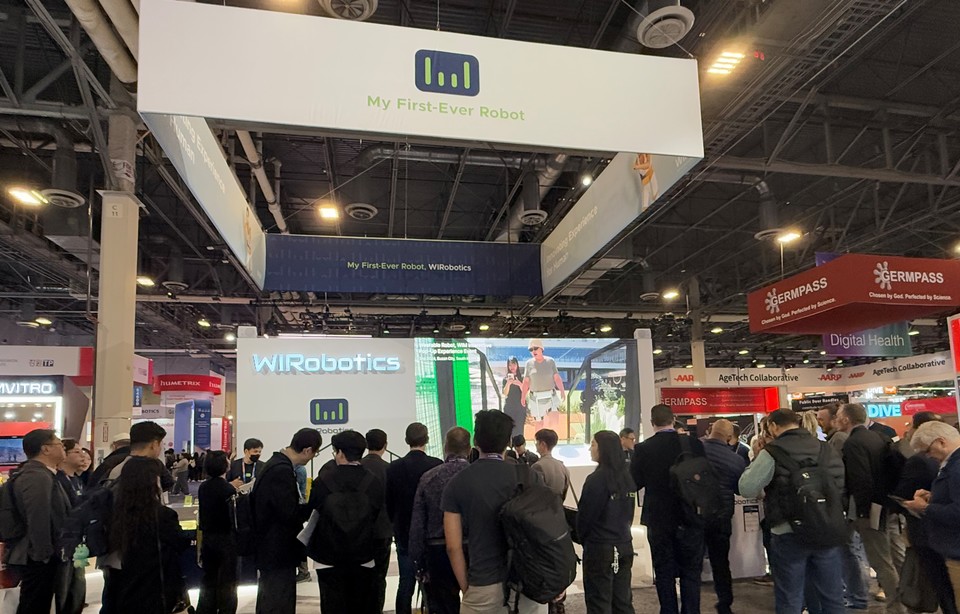 CES 2025에 참가한 위로보틱스 / 사진제공=위로보틱스