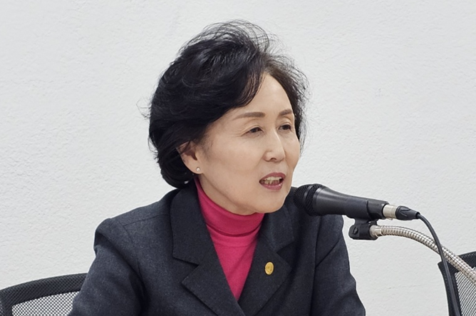 권 당선자의 기자회견 모습= 전문언론 출입기자단 제공 