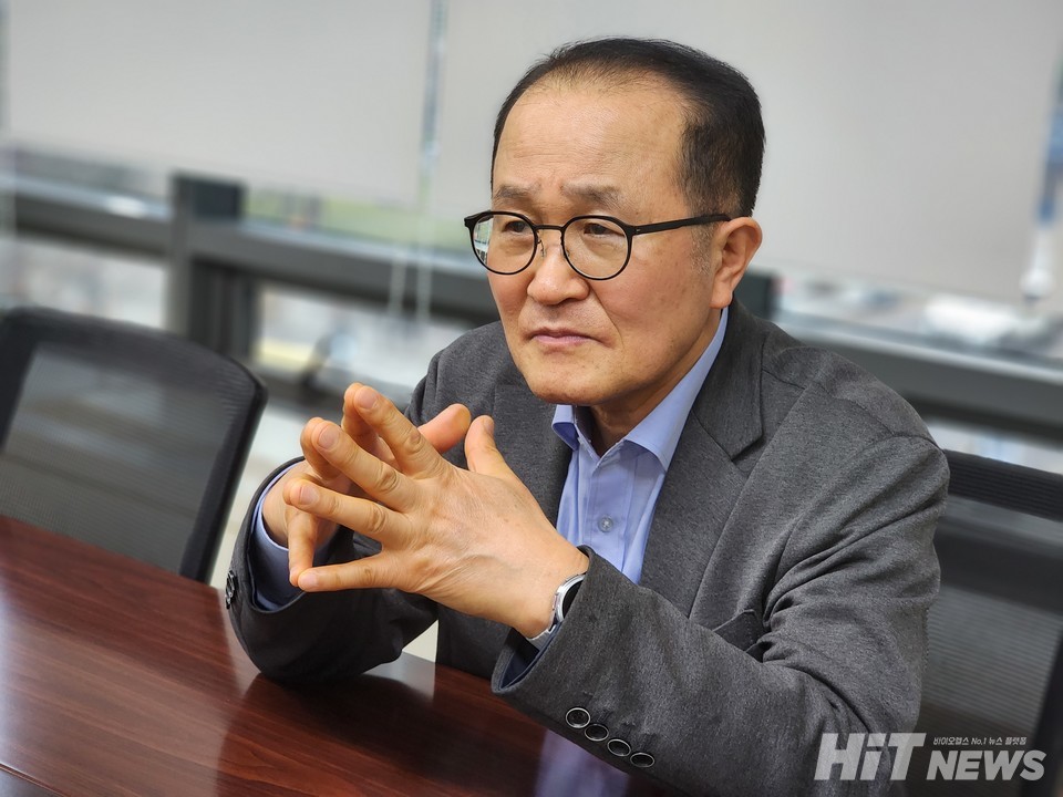 이정석 한국카지노 게임 사이트협회장이 간담회에 임하는 모습. 사진=최선재 기자