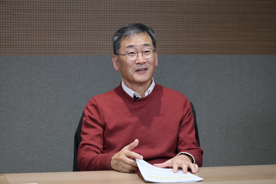 첨단카지노 꽁 머니산업협회 이득주 회장은 3월 10일 |끝까지 HIT|와 만나 "첨단재생바이오법을 개정 시행하는 과정에서 우수한 기술이 치료제 개발과 상용화로 이어져 시장에 안착할 수 있도록 지원해야 한다"고 강조했다. / 사진=김민지 콘텐츠매니저