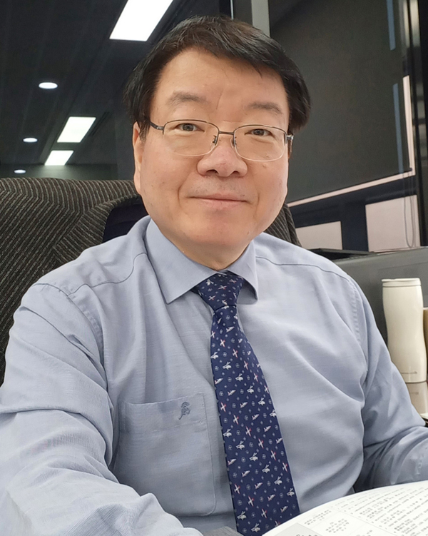 맹호영 특별보좌역.