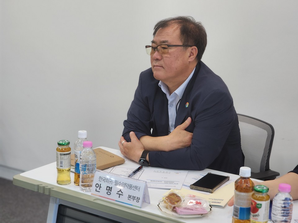 안명수 한국바카라 룰 본부장이 17일 오후 2시 전문언론 기자단과 인터뷰를 진행하고 있다.