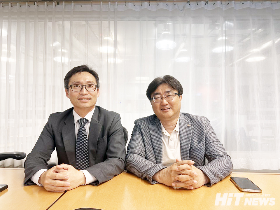 (왼쪽부터) 박순만 한국보건산업진흥원 미국지사 지사장, 김용우 산업진흥본부 단장 / 사진=심예슬 기자