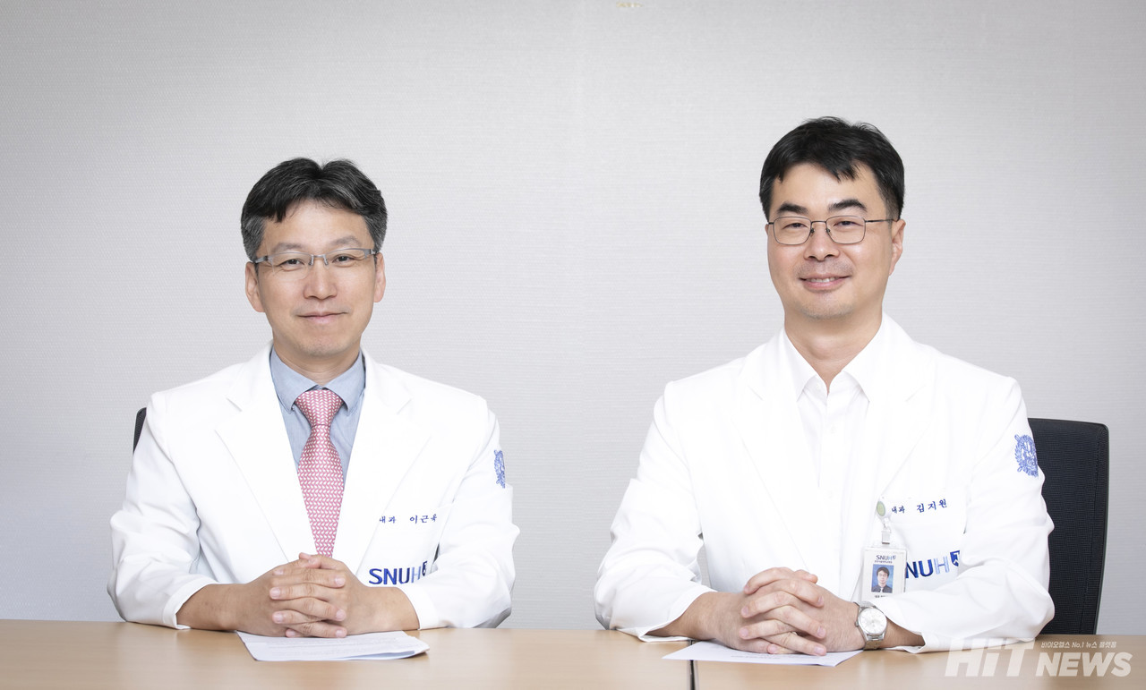 (왼쪽부터) 분당서울대병원 혈액종양내과 이근욱 교수, 김지원 교수
