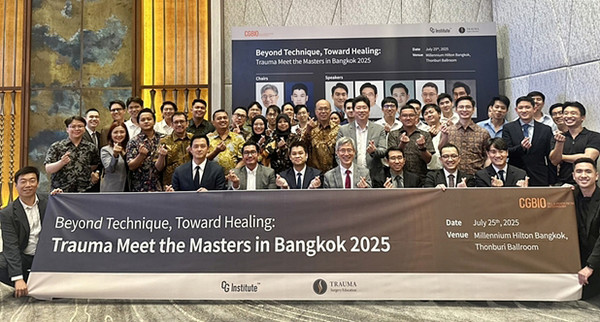 시지바이오 주최 트라우마 밋 더 마스터 인 방콕 2025 현장 단체 사진. 사진=시지바이오.