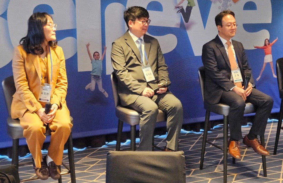 (왼쪽부터) 서지현 경상국립대병원 교수, 오석희 울산의대 교수, 고홍 세브란스병원 교수