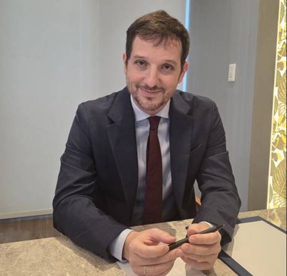 Professor Pablo Manso, Department of Dermatology, La Princesa University Hospital, Spain