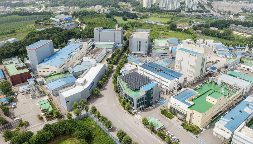 왼쪽부터 동방에프티엘 제1공장, 제2공장, 제3공장. 