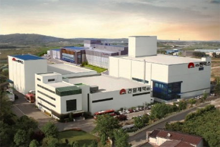 건일제약 내용고형제인 로수메가연질캡슐이 EU GMP 적합 인증을 받았다