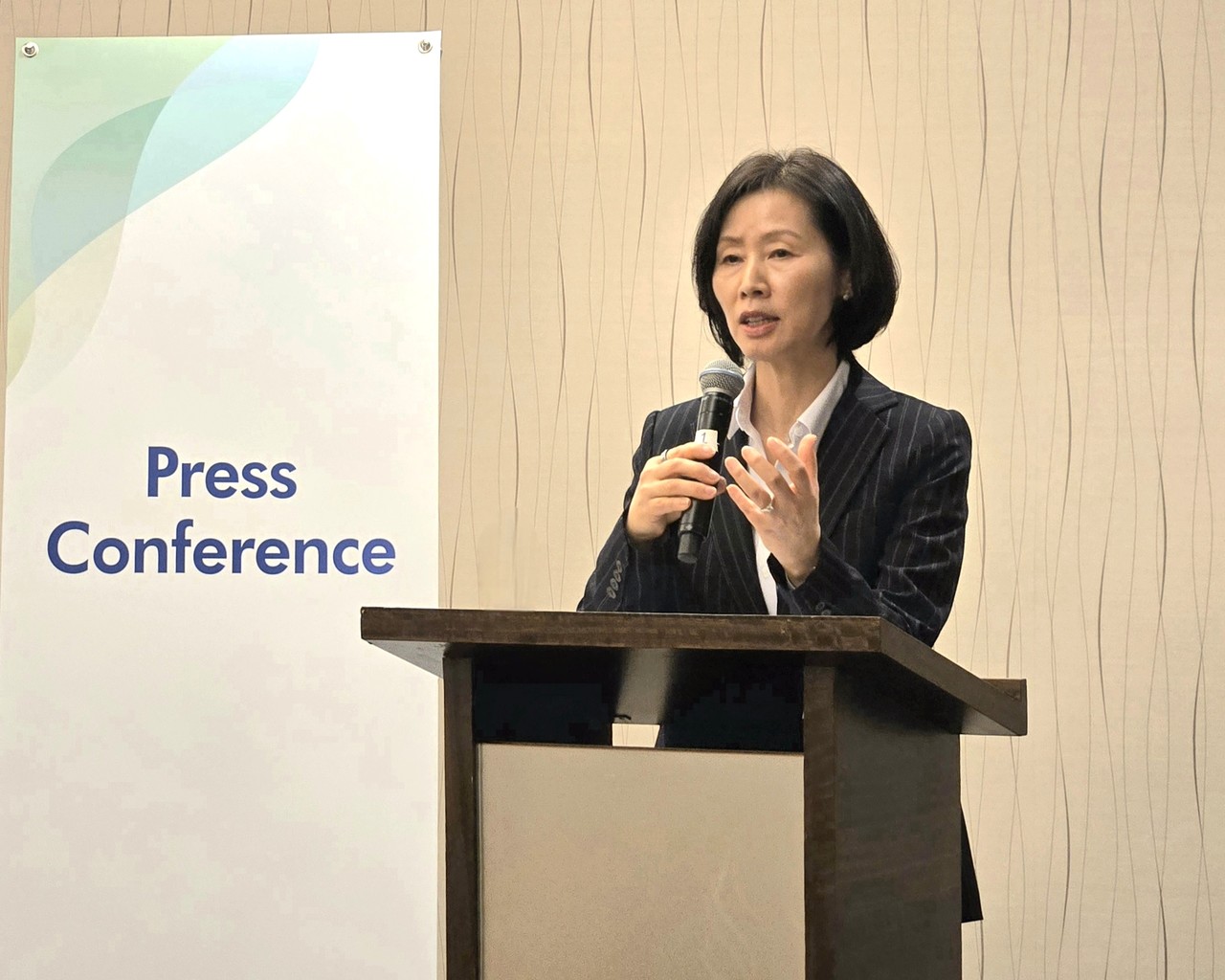 삼성에피스홀딩스(대표 김경아)는 14일(현지시간) 미국 샌프란시스코에서 개최된 'JP모건 헬스케어 컨퍼런스'에서 기자간담회를 개최하고, 주요 사업 전략 및 연구 개발 로드맵을 공개했다. / 사진=삼성바이오에피스 제공