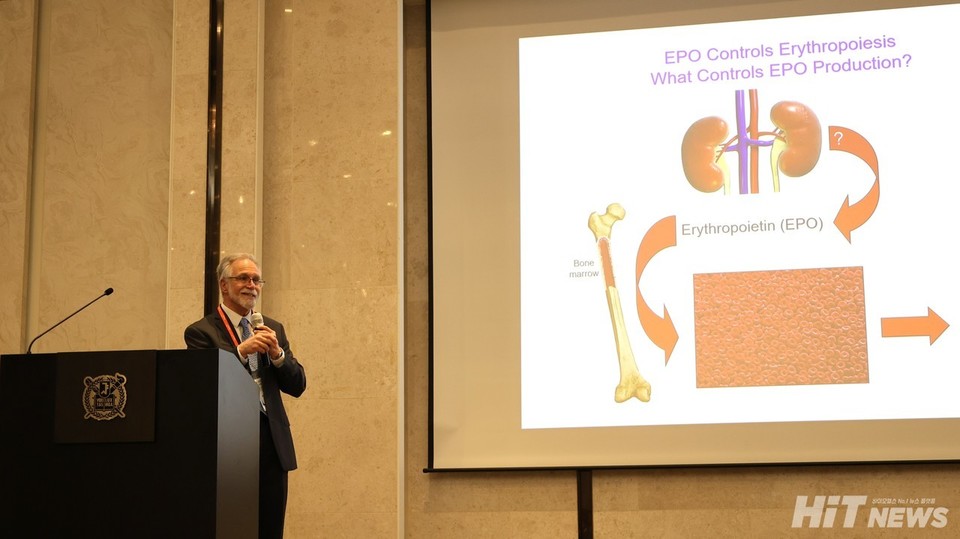 Greg Semenza, professor at Johns Hopkins School of Medicine, delivered the keynote presentation at the International Adult Stem Cell Symposium held on March 24th.A: Professor Semenza:
